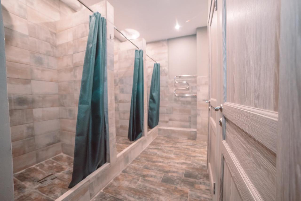 Tomiris Lady'S Capsul Hostel Only For Women Almatı Dış mekan fotoğraf