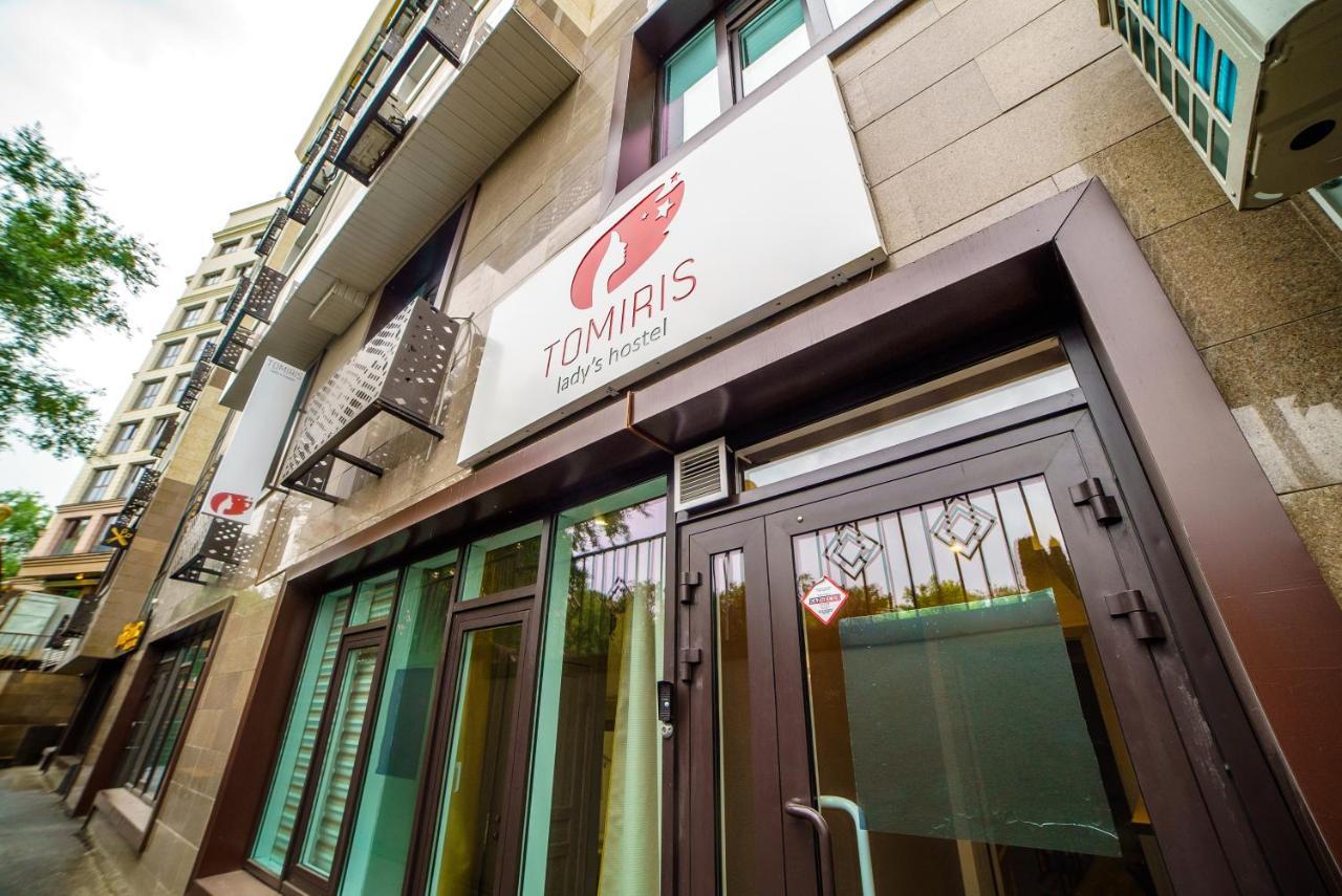 Tomiris Lady'S Capsul Hostel Only For Women Almatı Dış mekan fotoğraf